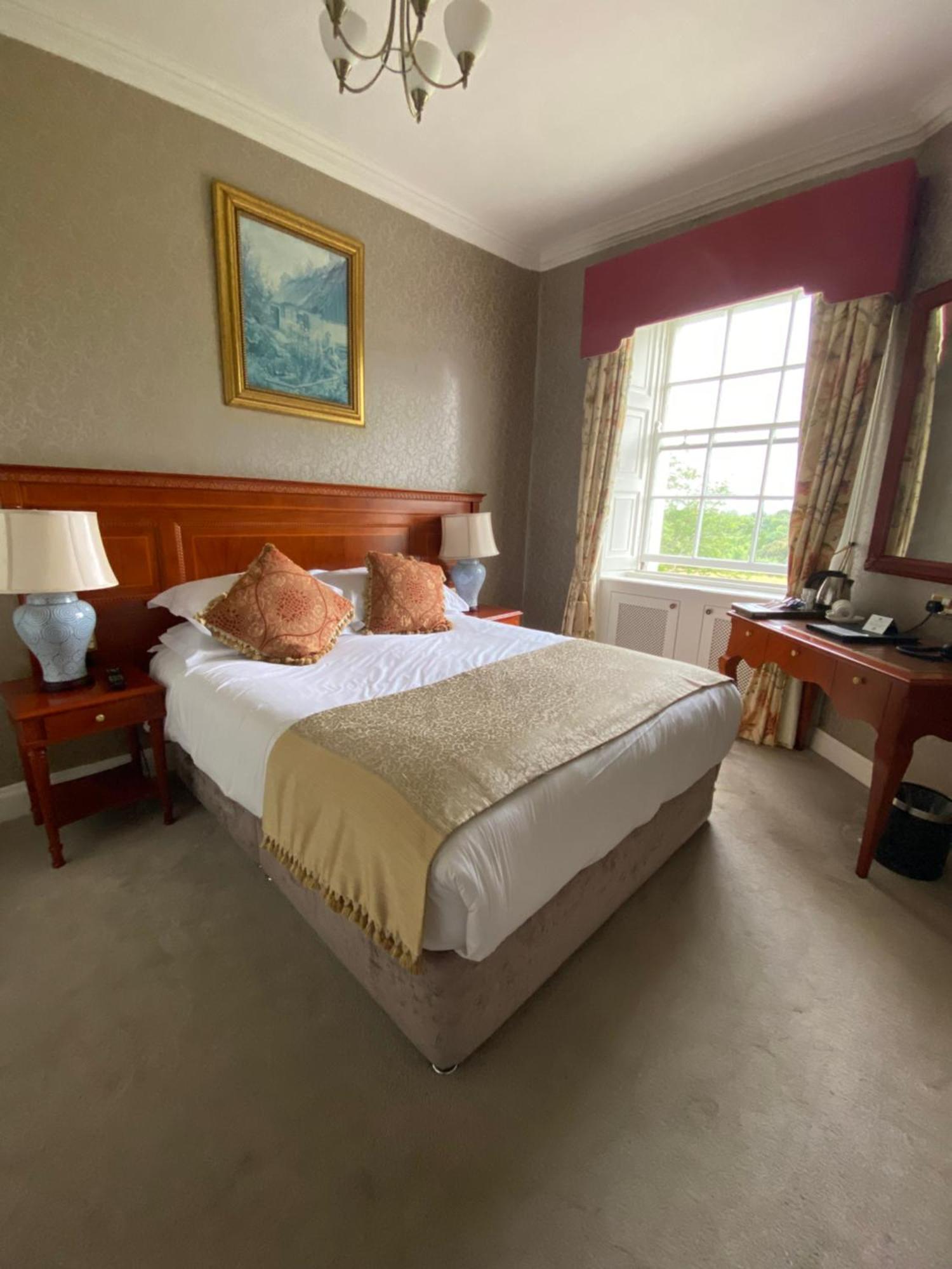 Leixlip Manor Hotel Buitenkant foto